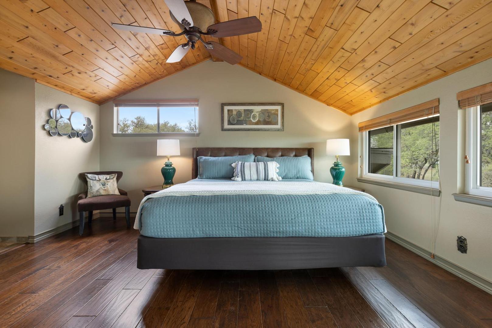 Wine Country Retreat - With A View! * Spicewood